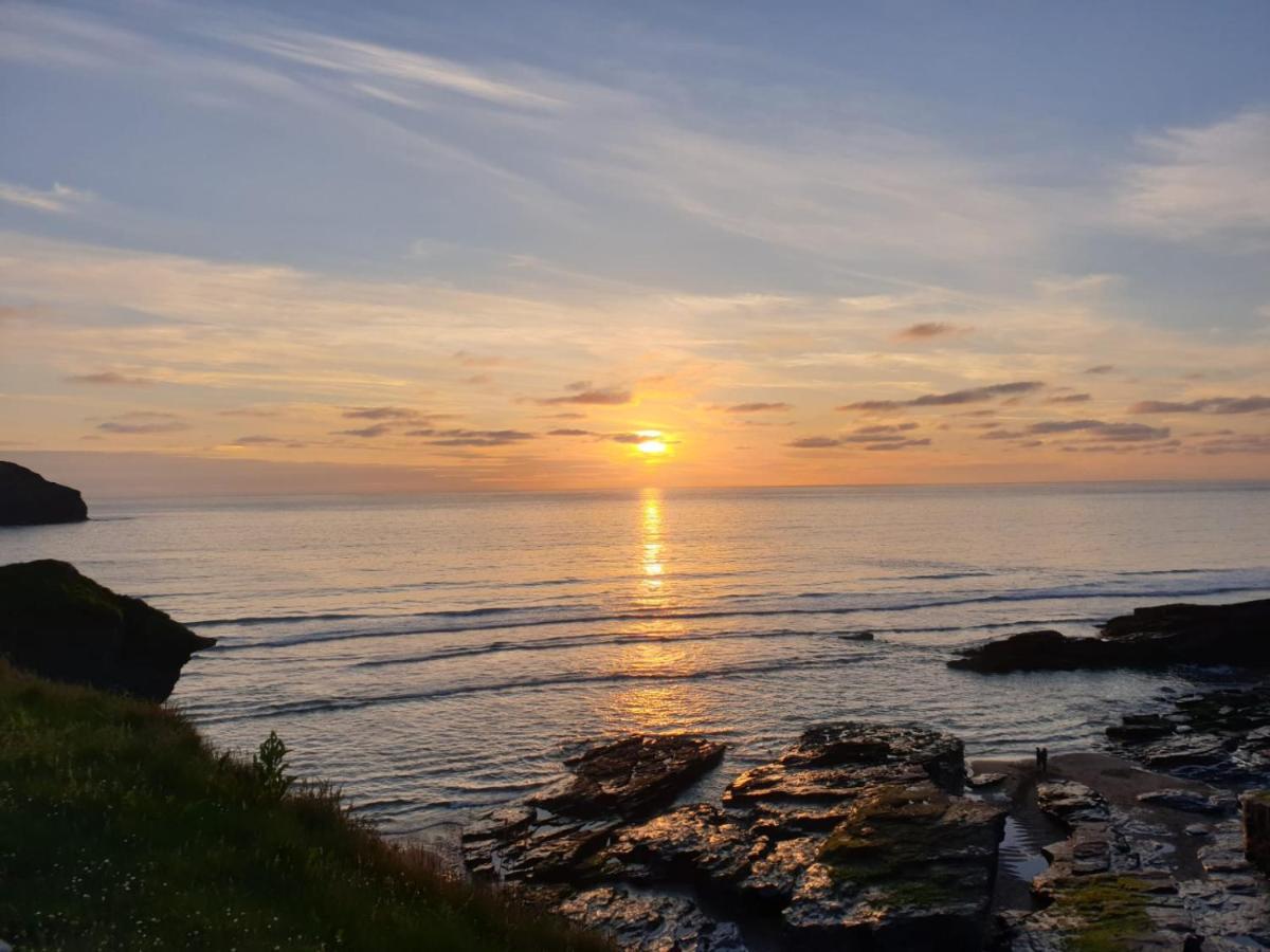 Polrunny Farm Seaberry Cottage With A Sea View And Log Burner بوسكاسِل المظهر الخارجي الصورة