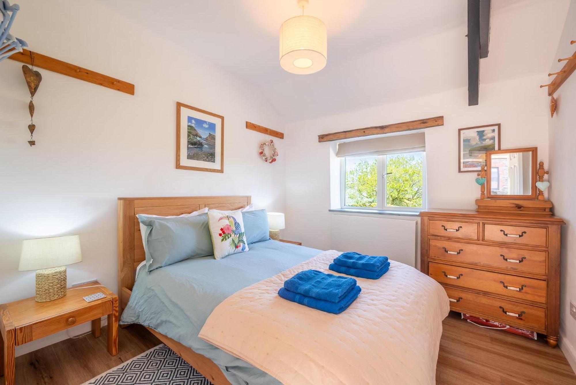 Polrunny Farm Seaberry Cottage With A Sea View And Log Burner بوسكاسِل المظهر الخارجي الصورة